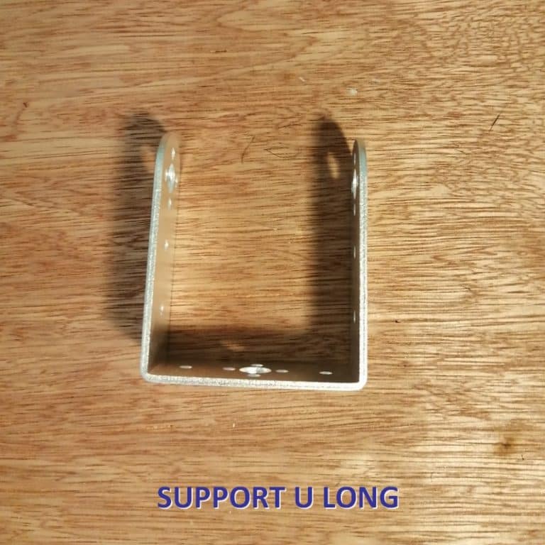 Support en forme de "U" long, en métal, posé sur une surface en bois. Ce support est destiné à fournir une structure de base pour les montages nécessitant une forme allongée.
